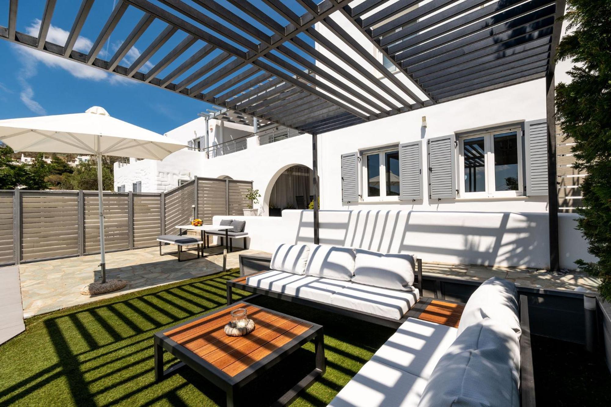 Azzurro Bianco Suites Párosz Kültér fotó