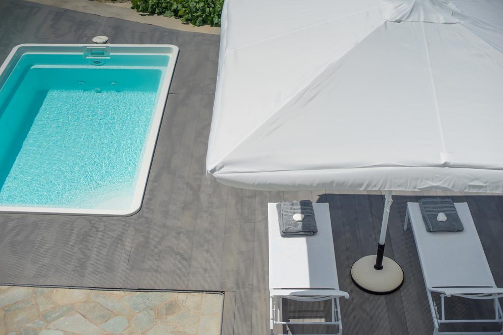 Azzurro Bianco Suites Párosz Kültér fotó