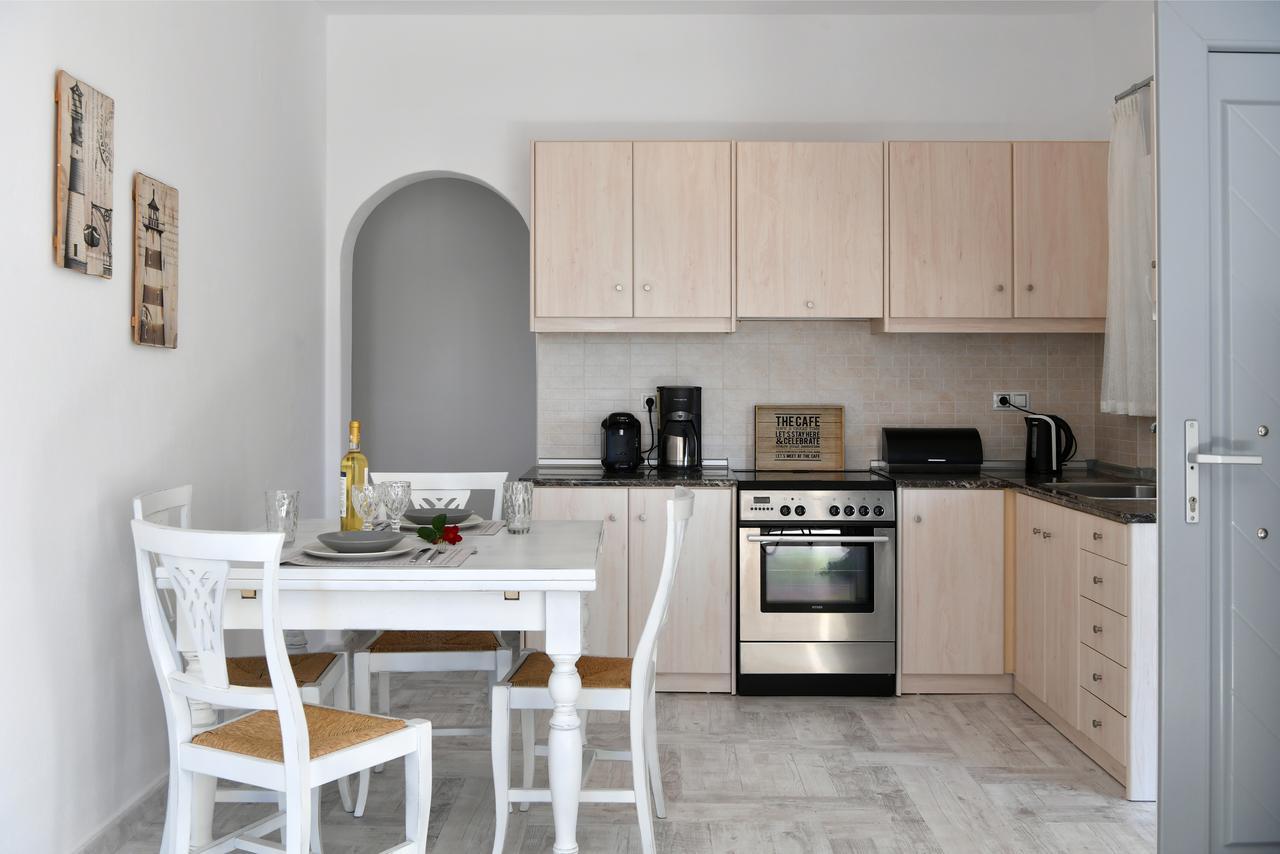 Azzurro Bianco Suites Párosz Kültér fotó